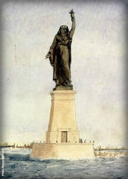 Does the statue of liberty have shackles on her feet Lady Liberty 10 Fascinating Facts The Battery